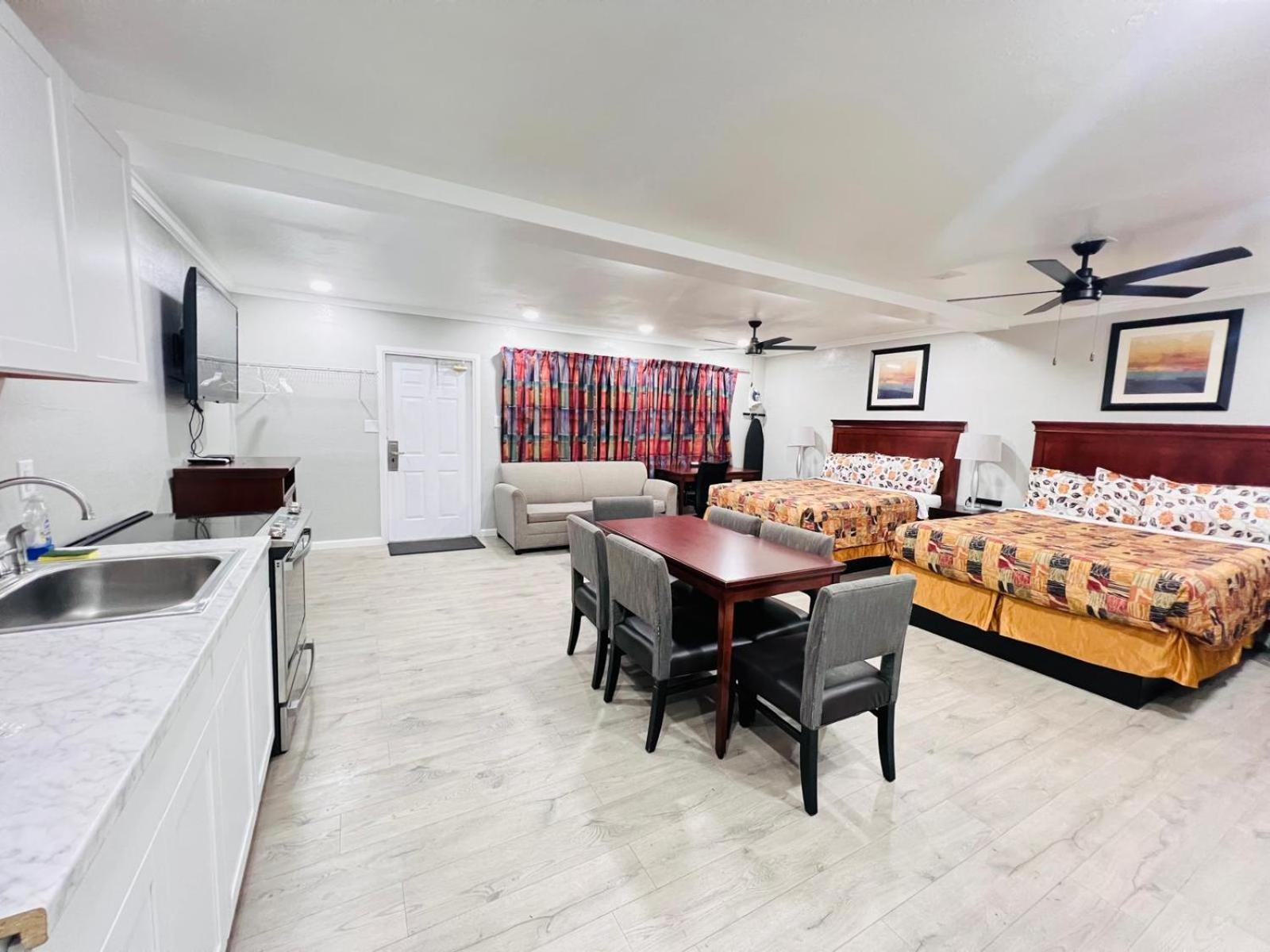 Sunshine Inn & Suites Venice, Florida Venice Gardens Extérieur photo