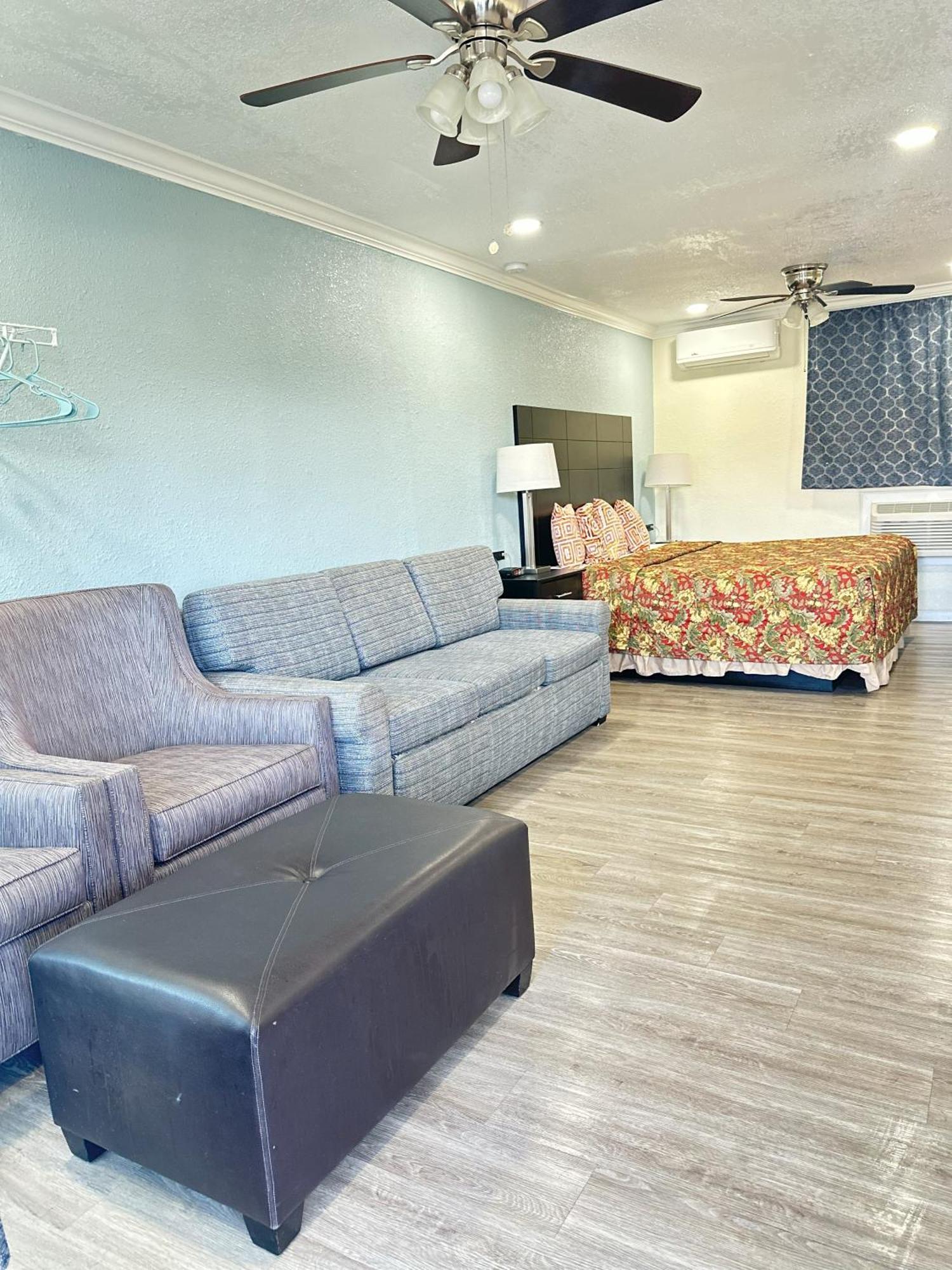 Sunshine Inn & Suites Venice, Florida Venice Gardens Extérieur photo
