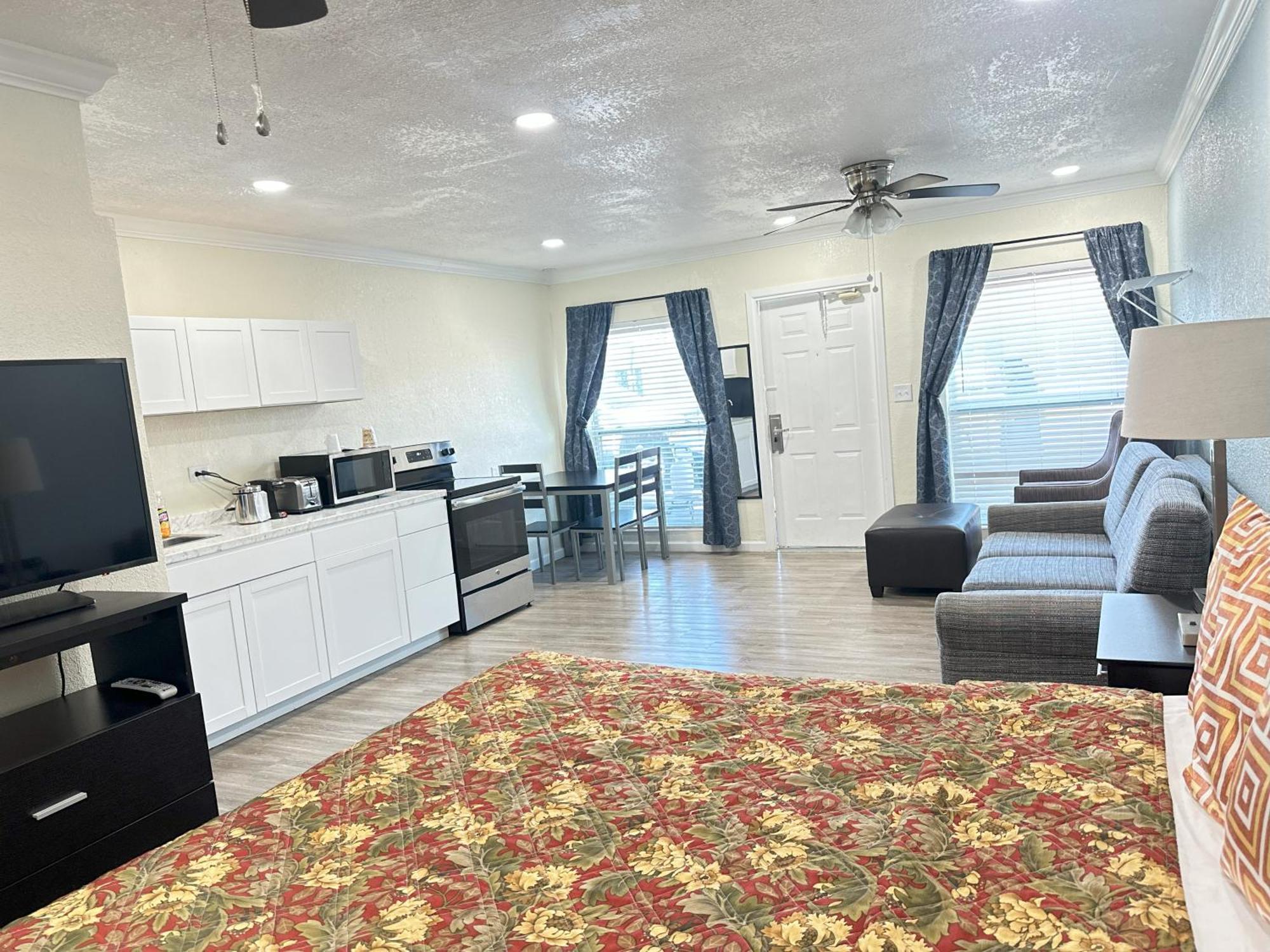 Sunshine Inn & Suites Venice, Florida Venice Gardens Extérieur photo