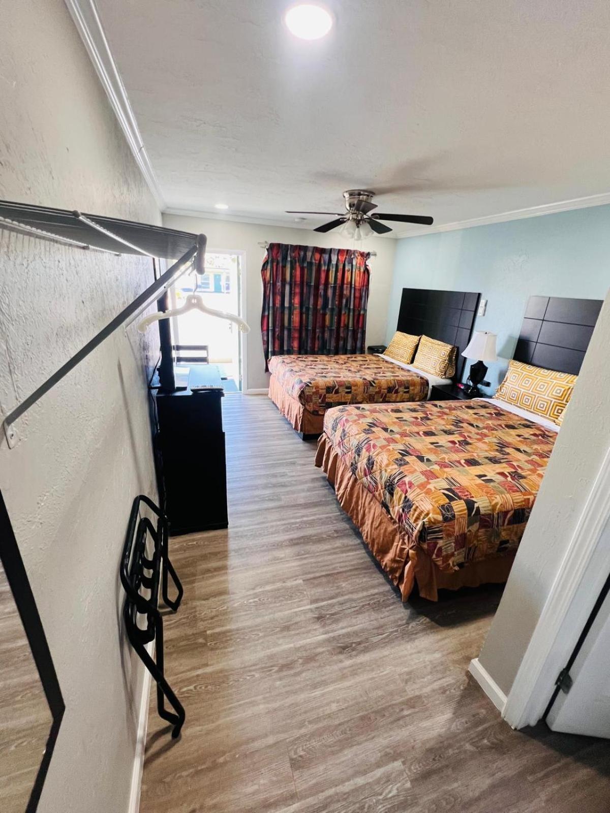 Sunshine Inn & Suites Venice, Florida Venice Gardens Extérieur photo