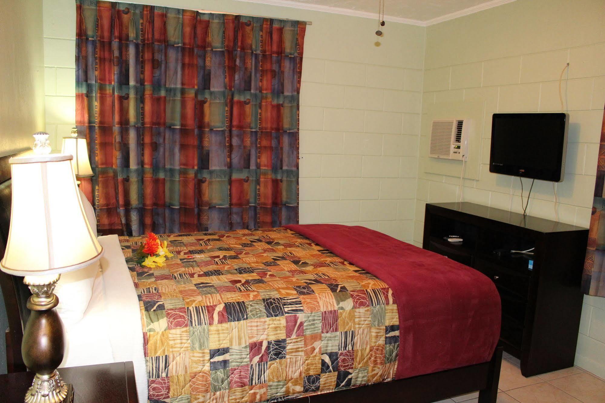 Sunshine Inn & Suites Venice, Florida Venice Gardens Extérieur photo