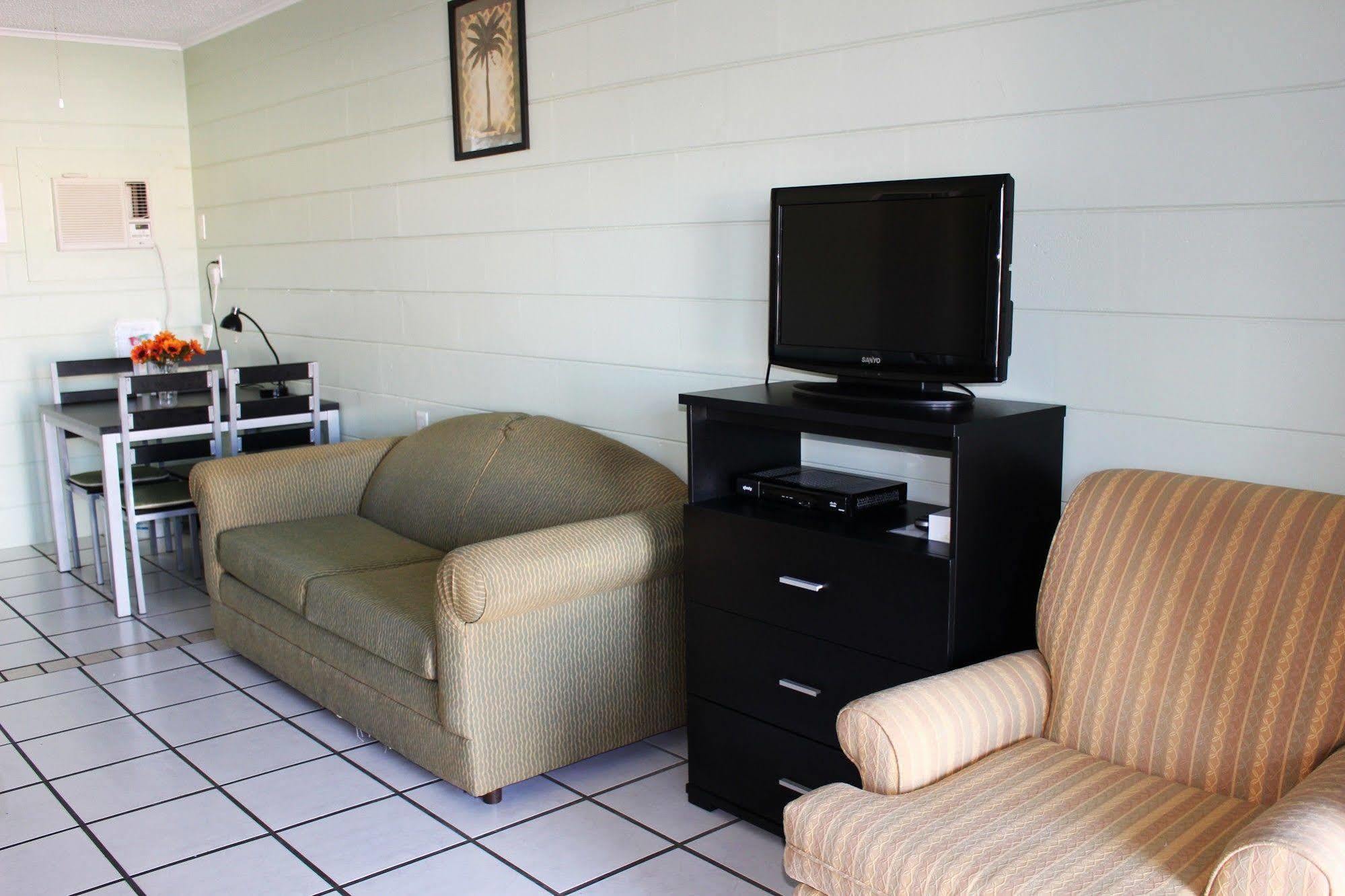 Sunshine Inn & Suites Venice, Florida Venice Gardens Extérieur photo